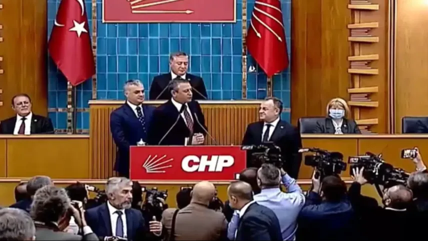 İYİ Parti’den ayrılan Mustafa Bıyık, CHP’ye katıldı haberinin görseli