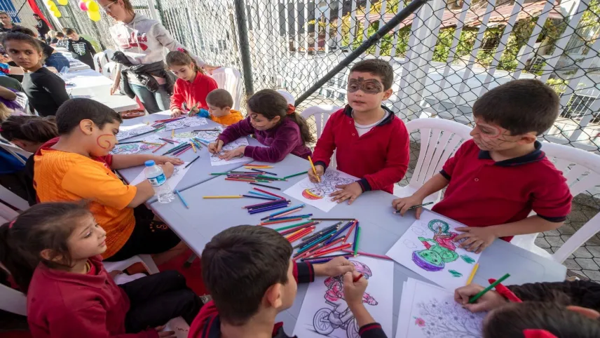 Büyükşehir Basmane’de Çocuk Şenliği yaptı haberinin görseli