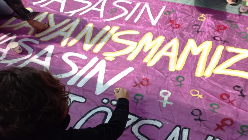 Kadınlar 25 Kasım’a hazır: Görüyorum, Yanındayım haberinin görseli
