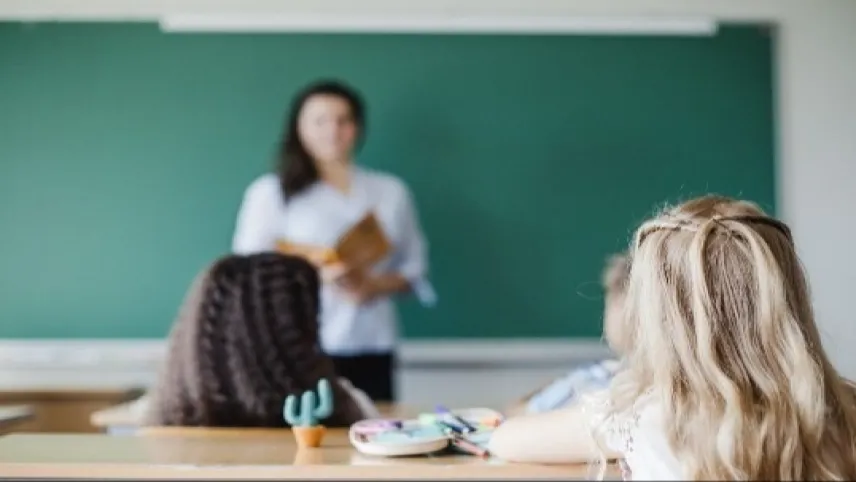 Öğretmenler günü ne zaman? Öğretmenler günü kutlama mesajları haberinin görseli