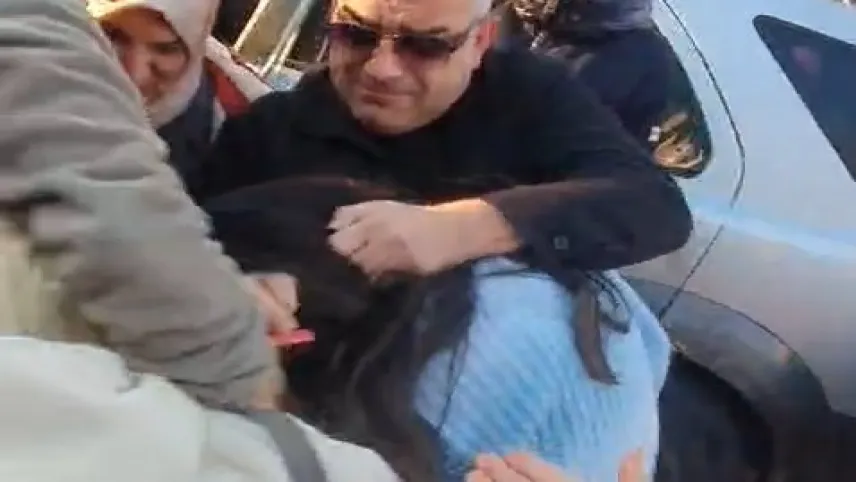 İstanbul’da turist kadınlar park yeri yüzünden birbirine girdi haberinin görseli