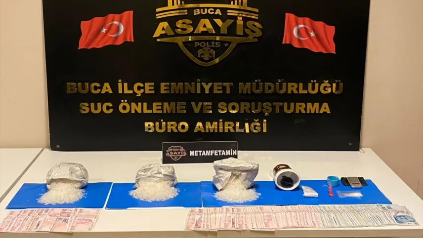 İzmir’de yasaklı madde operasyonu: 2 kişi yakalandı haberinin görseli