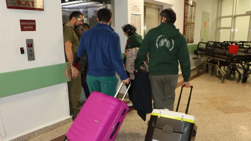 Türkiye'de 33 binden fazla hasta organ nakli bekliyor haberinin görseli