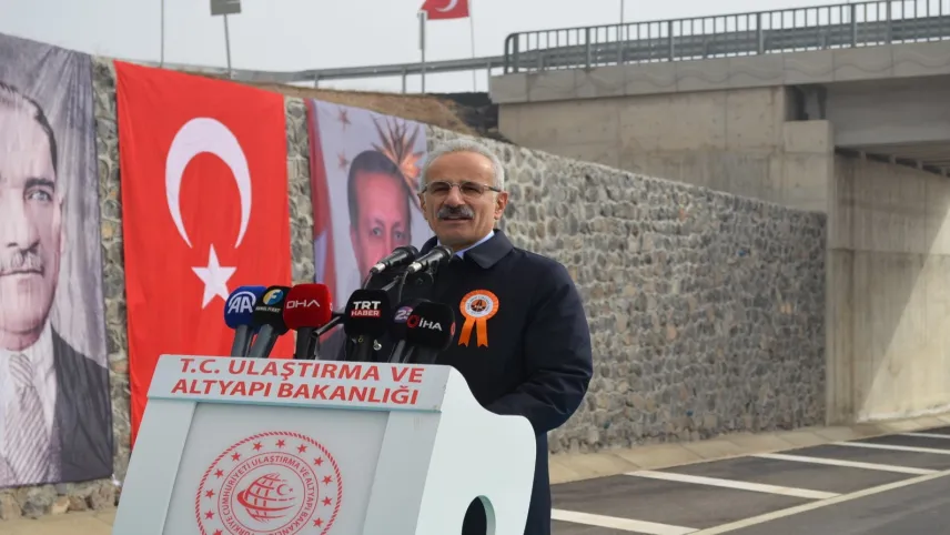 Bakan Uraloğlu: Akaryakıttan 5 milyon lira tasarruf edeceğiz haberinin görseli