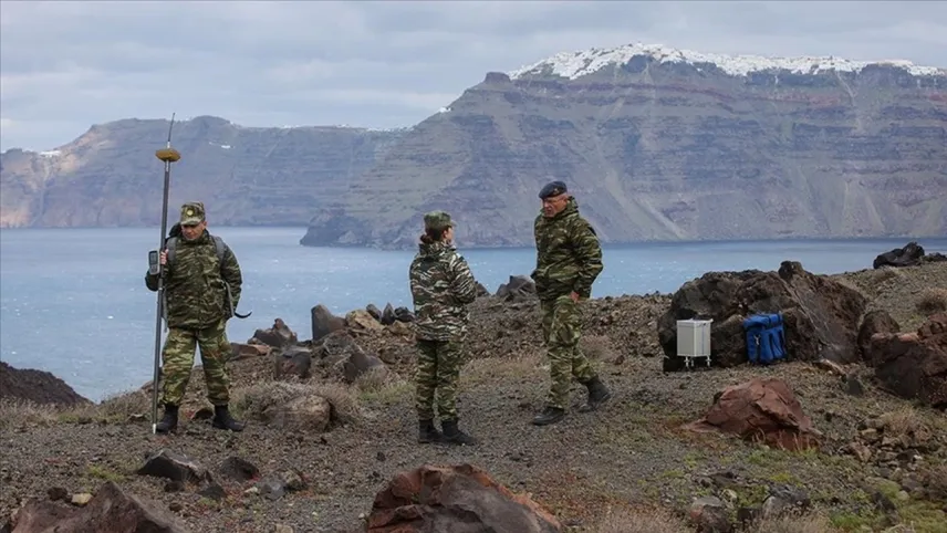 Fiziki Coğrafya Profesörü Nomiku’dan Santorini açıklaması haberinin görseli