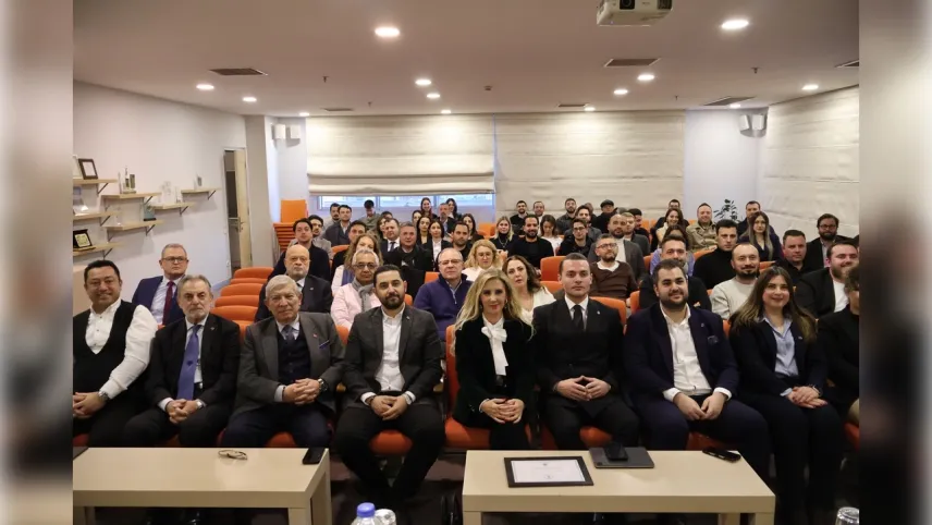 Küresel Ekonomi ve Siyaset Semineri gerçekleştirildi haberinin görseli