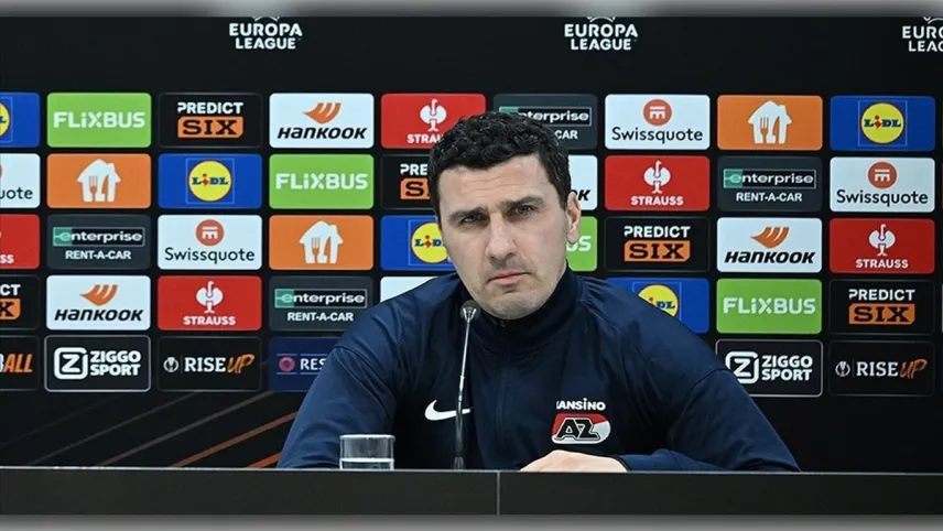 AZ Alkmaar'ın teknik direktörü Martens'ten önemli açıklamalar haberinin görseli
