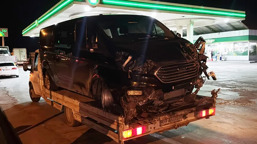 AK Partili vekili taşıyan araç kaza yaptı: 6 kişi yaralandı haberinin görseli
