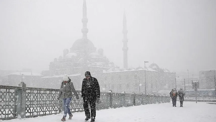 İstanbul ve Ankara beyaza bürünecek: Kar geliyor haberinin görseli