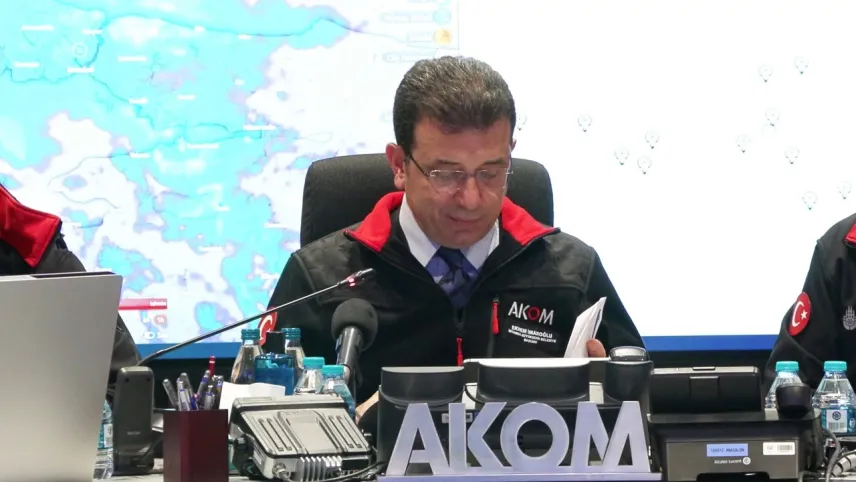 Ekrem İmamoğlu: Karın engellediği bir ulaşım süreci yok haberinin görseli