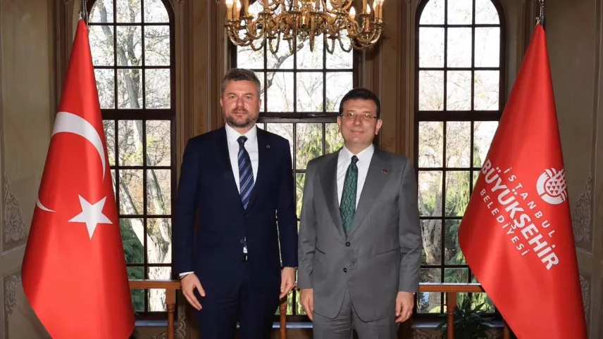 Duman’dan İmamoğlu’na destek mesajı: Kutlu yolda yürümeye hazırız haberinin görseli