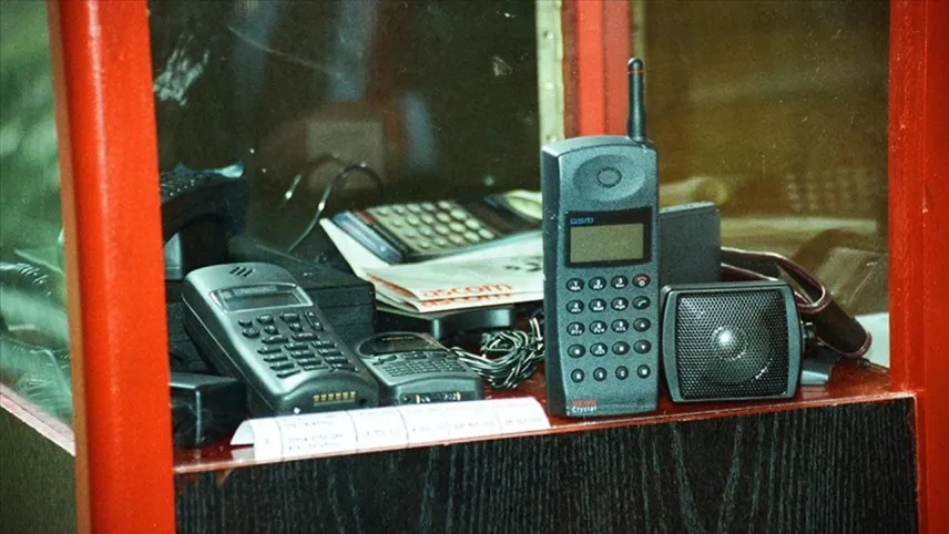 Türkiye'de cep telefonuyla ilk görüşme 30 yıl önce yapıldı haberinin görseli