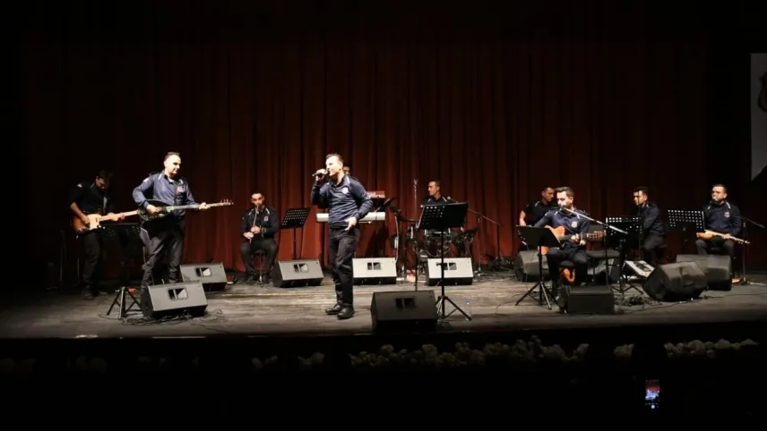 İzmir’de müzik dolu bir gece: Grup İKM, Ege Üniversitesi’nde sahne alıyor haberinin görseli