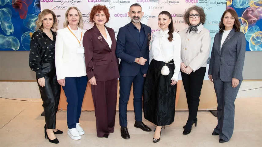 Güçlü kadınlar, güçlü yarınlar için buluştu haberinin görseli