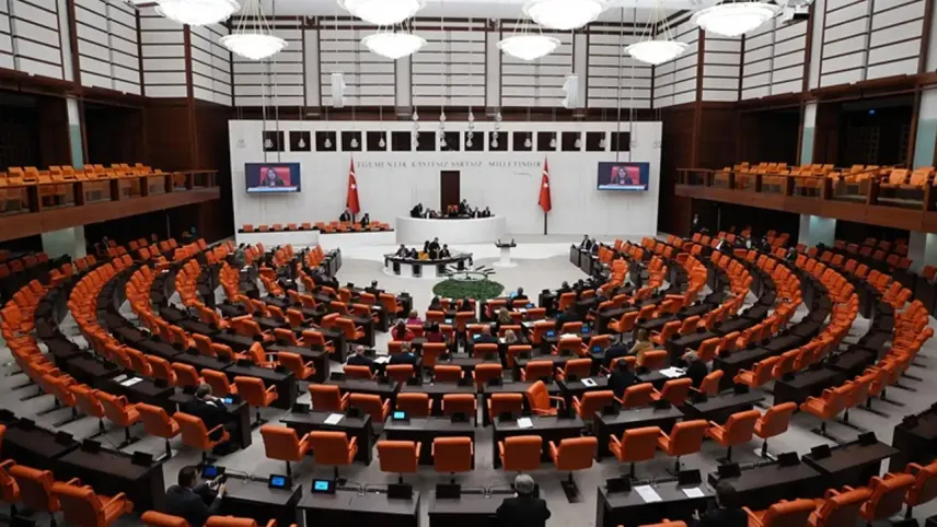 Meclis'te çalışmalara iki gün ara verildi! haberinin görseli