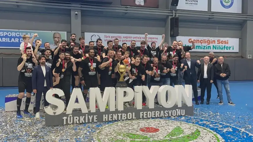 Beşiktaş Hentbol Takımı 18. kez şampiyon! haberinin görseli