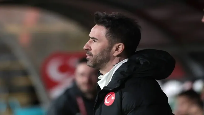 Ümit Millî Takım Teknik Direktörü Gökhan Gnül'den flaş ayrılık kararı! haberinin görseli