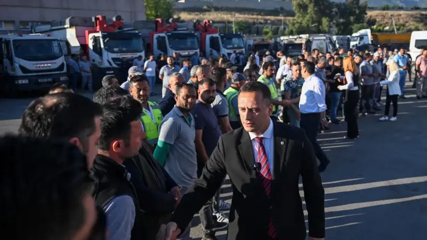Eşki’den sendika temsilcilerine sert çıkış: Kimse CHP’yi tehdit edemez haberinin görseli