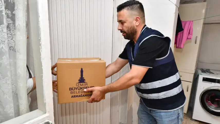 İzmir’de ihtiyaç sahiplerine bayram desteği haberinin görseli