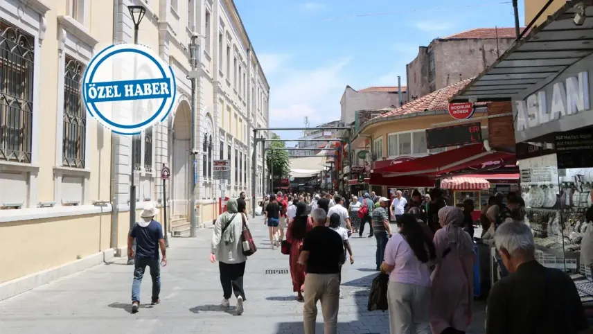 Kemeraltı’nda bayram sessizliği haberinin görseli