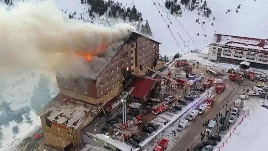 Grand Kartal Otel yangını davasında mahkeme salonu karıştı! haberinin görseli
