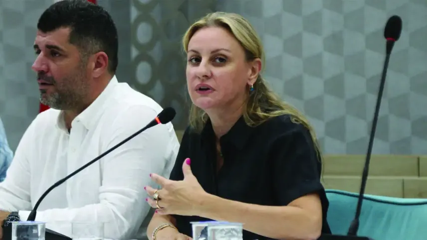 CHP İzmir’den kararlılık vurgusu haberinin görseli