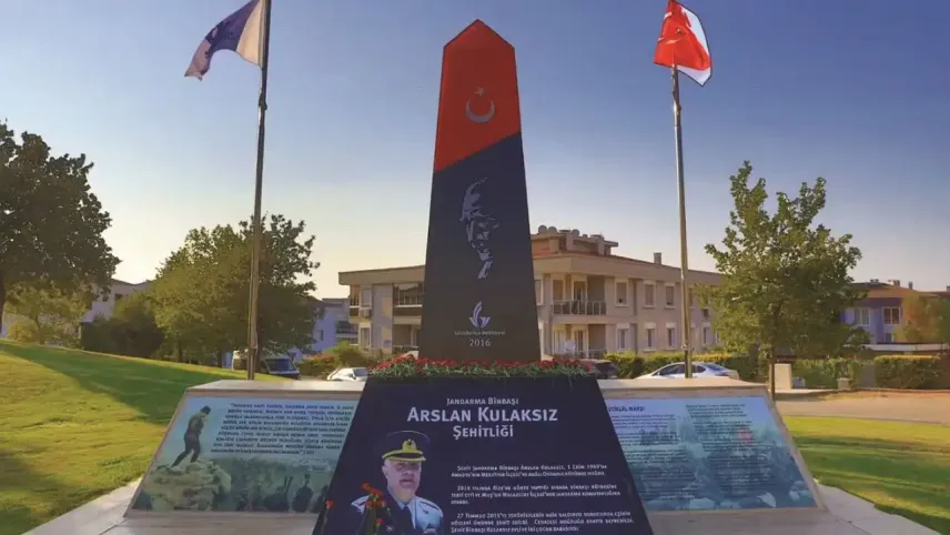 Güzelbahçe’de şehitler için anma programı düzenlenecek haberinin görseli