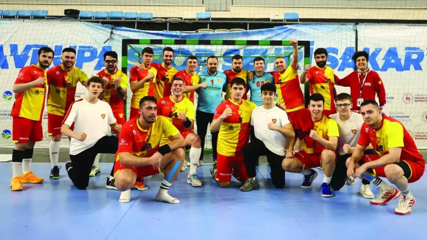 Göztepe hentbolda hem tecrübe hem gelecek haberinin görseli