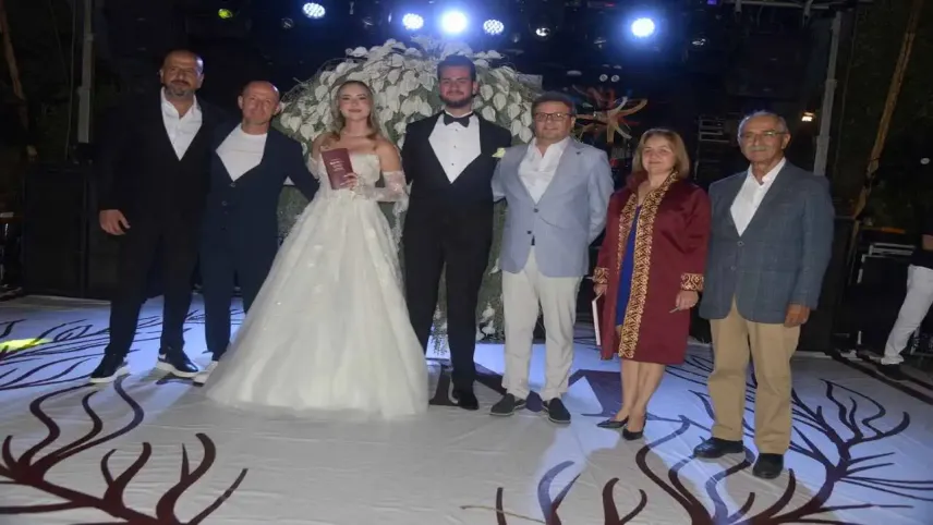 Yorulmaz ve Özseçkin ailelerinin mutlu günü  haberinin görseli