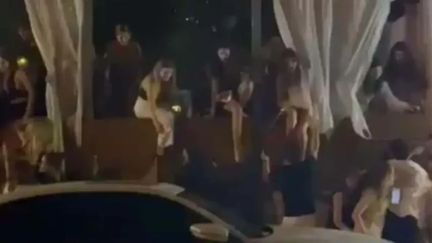 Eğlence mekanında Ezgi Mola’nın eski eşini vuran 2 kişi tutuklandı haberinin görseli