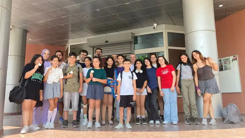 Minik Kaşifler Bornova’da bilimle buluştu haberinin görseli