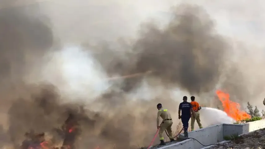 Hatay Yayladağı&#039;nda orman yangını! haberinin görseli